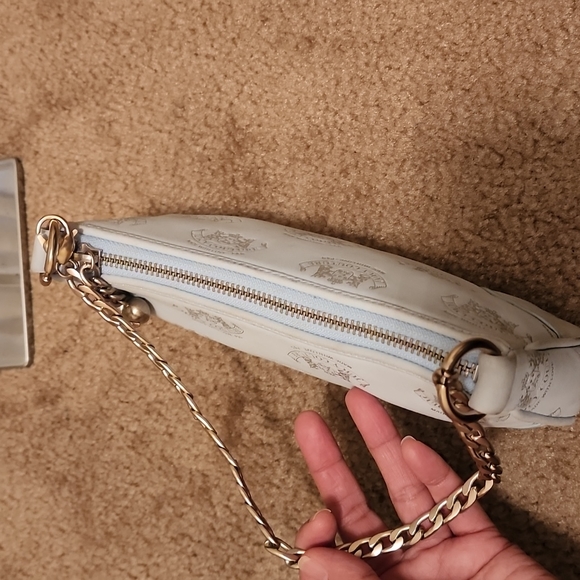 Juicy Couture Vintage Mint P&G Logo Chain Baguette - Picture 15 of 16